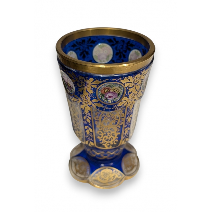 Verre en cristal de bohème bleu, décor peint