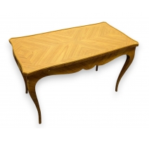 Table basse style Louis XV en brut