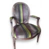 Paire de fauteuils Louis XVI à médaillon
