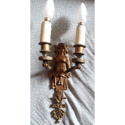 Applique Empire à 2 bras de lumière