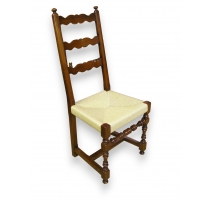 Chaise style Louis XIII paillée