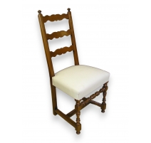Chaise style Louis XIII en blanc