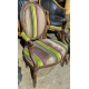 Paire de fauteuils Louis XVI à médaillon