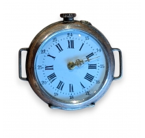 Petite montre en argent 800