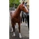 Cheval brun en résine