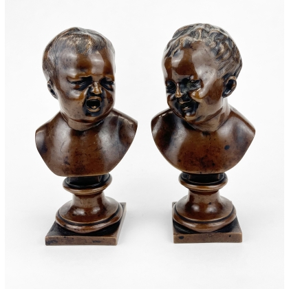 Paire de bustes en bronze d\'après HOUDON