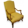 Fauteuil style Régence en hêtre