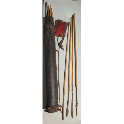 Carquois Ghanéen en cuir avec flèches