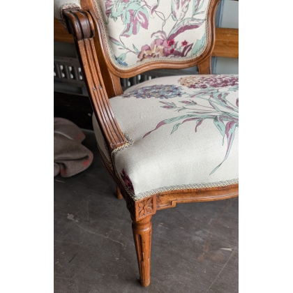 Fauteuil Louis XVI dossier fer à cheval