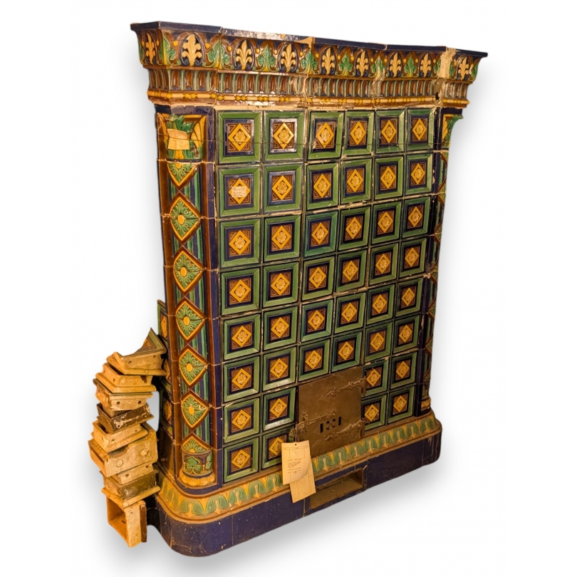 Polychrome earthenware stove