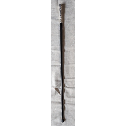 Canne avec pommeau argenté gravé arabesque