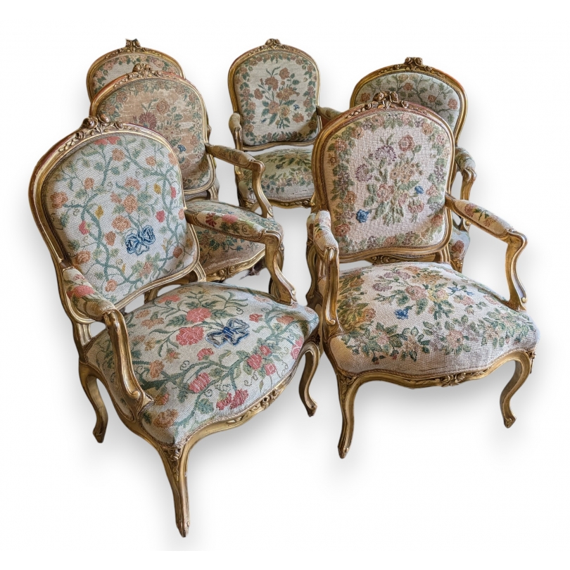 Suite de 6 fauteuils Louis XV dorés