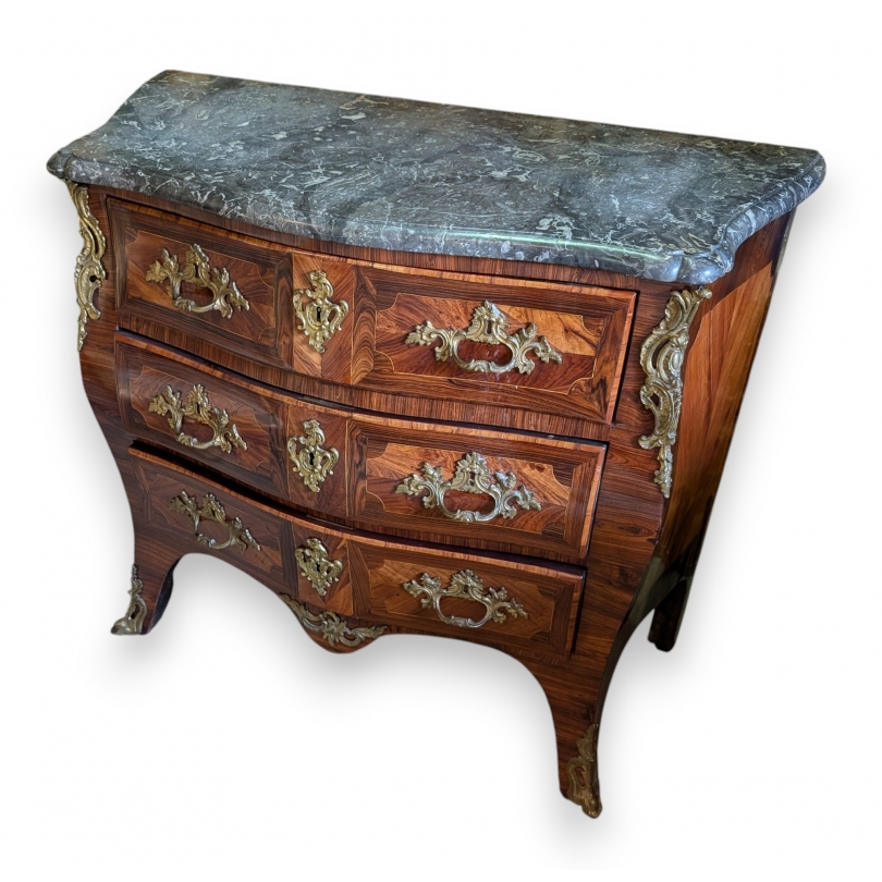 Commode Louis XV en bois de rose