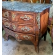 Commode Louis XV en bois de rose