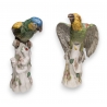 Paire de perroquets en porcelaine