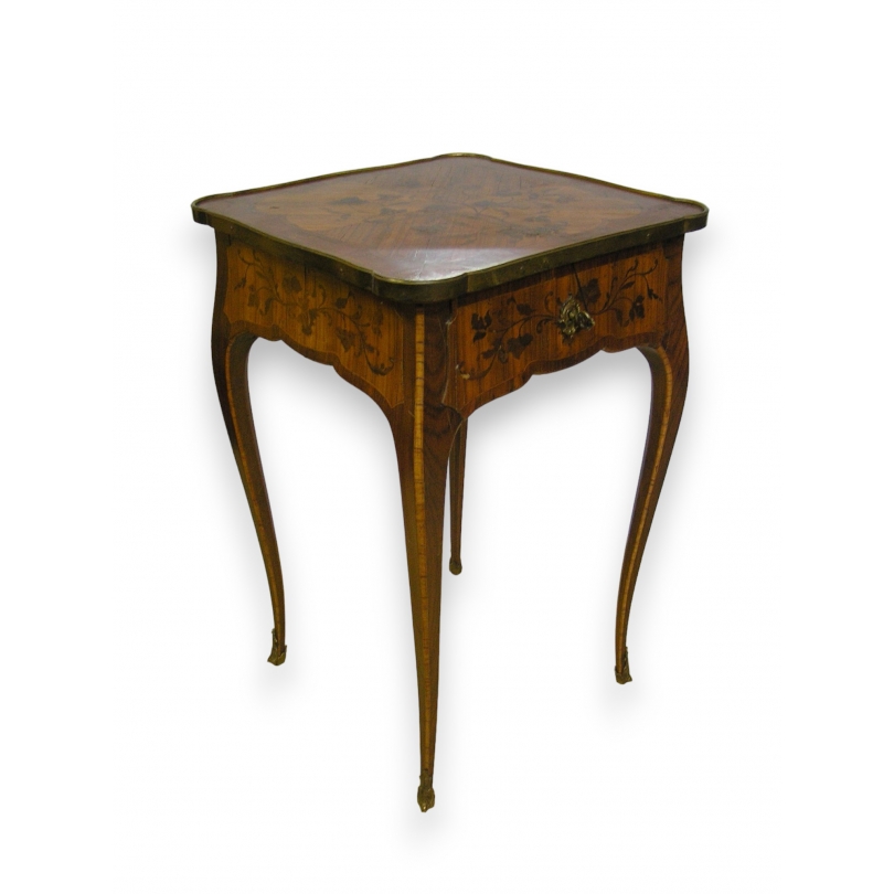  Table carrée style Louis XV modèle HUET sur  Moinat SA  - Antiquités décoration