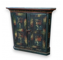Armoire peinte miniature