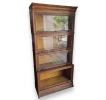 Vitrine IDEAL par F. Soennecken