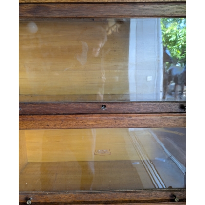 IDEAL display cabinet by F. Soennecken