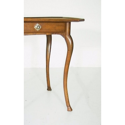 Mesa Luis XV con patas en forma de palanca. En Moinat SA - Antigüedades y decoración