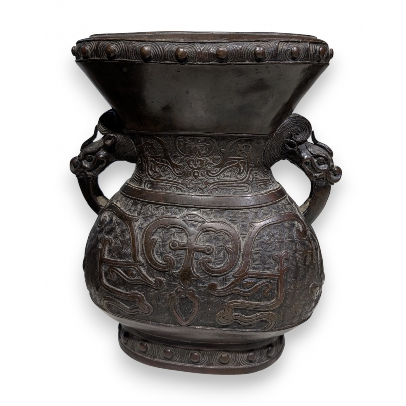Vase en bronze à anses dragon