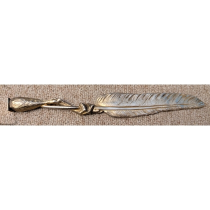 Ouvre-lettres Plume et patte en bronze