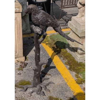 Perroquet sur une branche en bronze