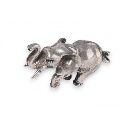 Eléphant miniature en argent