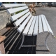 Banc de jardin avec pieds en fer et lattes blanche