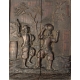 Paire de panneaux en bois sculpté