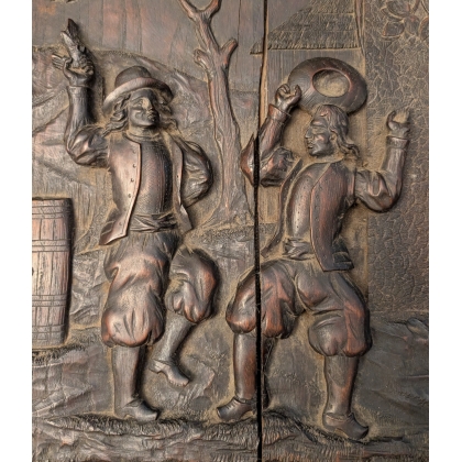 Paire de panneaux en bois sculpté