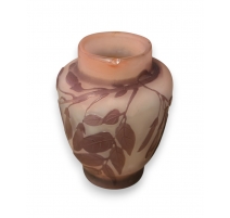 Vase bulbe Glycine signé GALLÉ