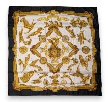 Carré HERMES "Les parures du vent"
