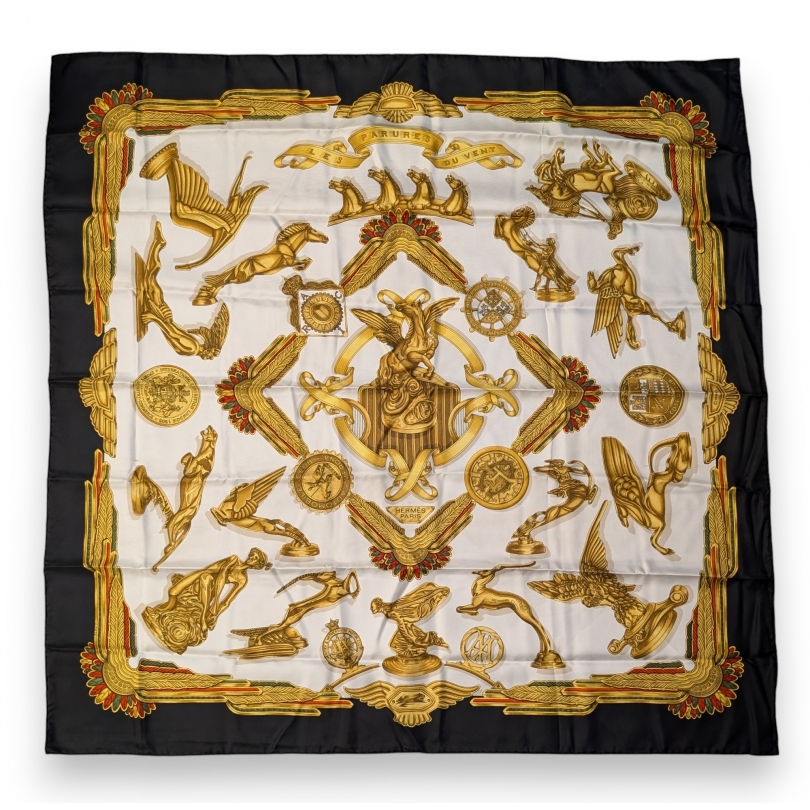 Carré HERMES "Les parures du vent"