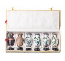 Coffret d'étude, vases cloisonnés