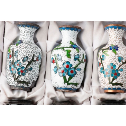 Coffret d'étude, vases cloisonnés