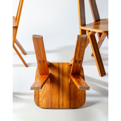 Suite de 4 chaises S45 par CHAPO