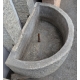 Fontaine demi-lune en granite avec double chêvre