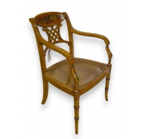 Fauteuil en bois de citronnier, décor peint