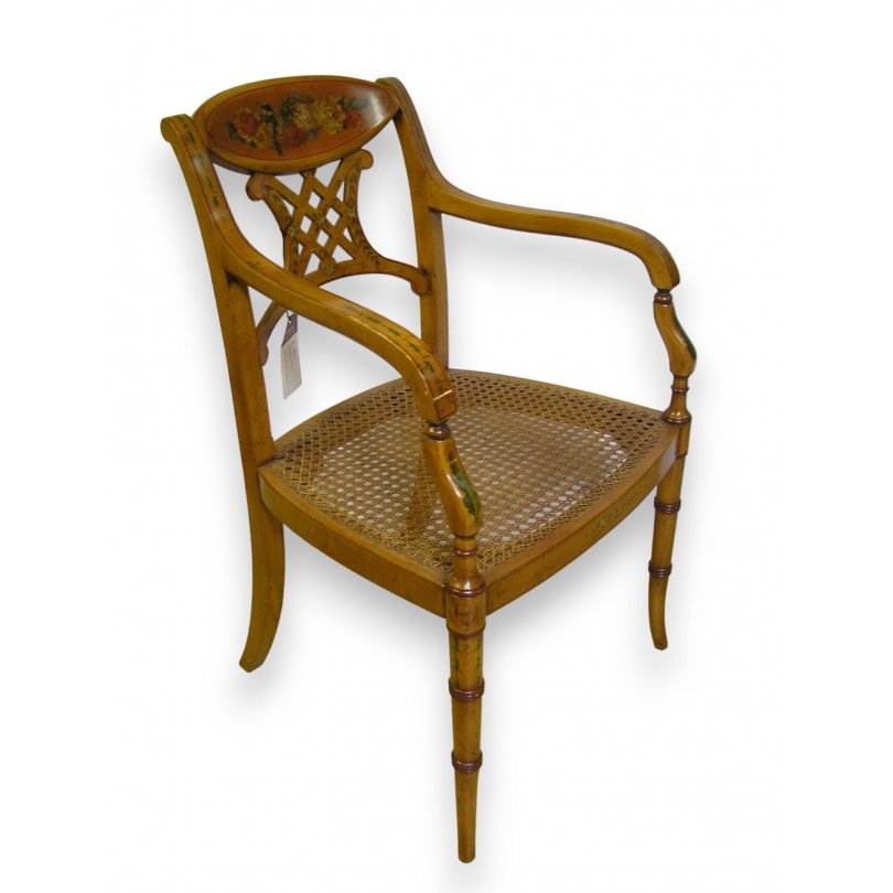 Fauteuil en bois de citronnier, décor peint