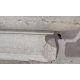 Petit bassin rectangulaire sur pied en pierre