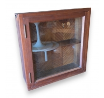 Petite vitrine carrée à suspendre