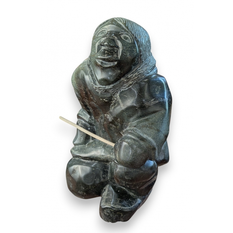 Statue Inuit pêcheur accroupi