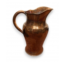Pot à eau en cuivre