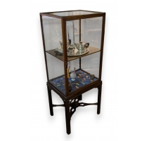 Vitrine Edwardian.