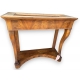 Paire de consoles pieds pattes de lion en noyer