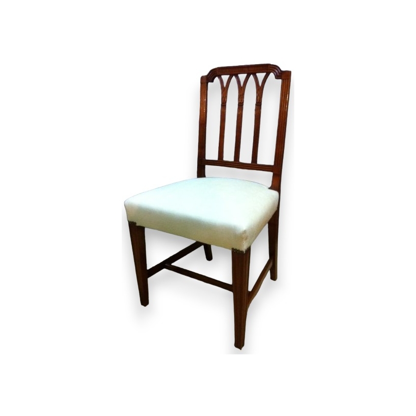 English chair upholstered in beige fabric at  Moinat SA  - Antiques and home décor