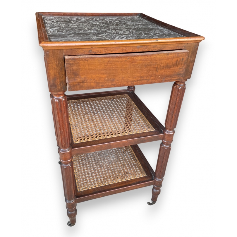 Table d'appoint carrée en noyer