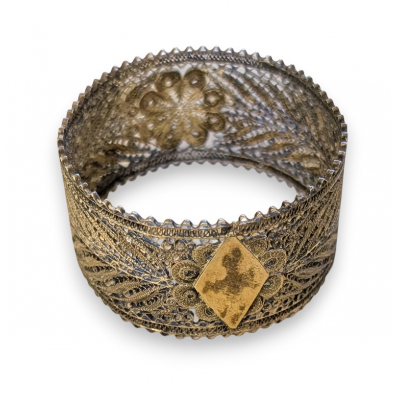 Lien de serviette filigrane en argent