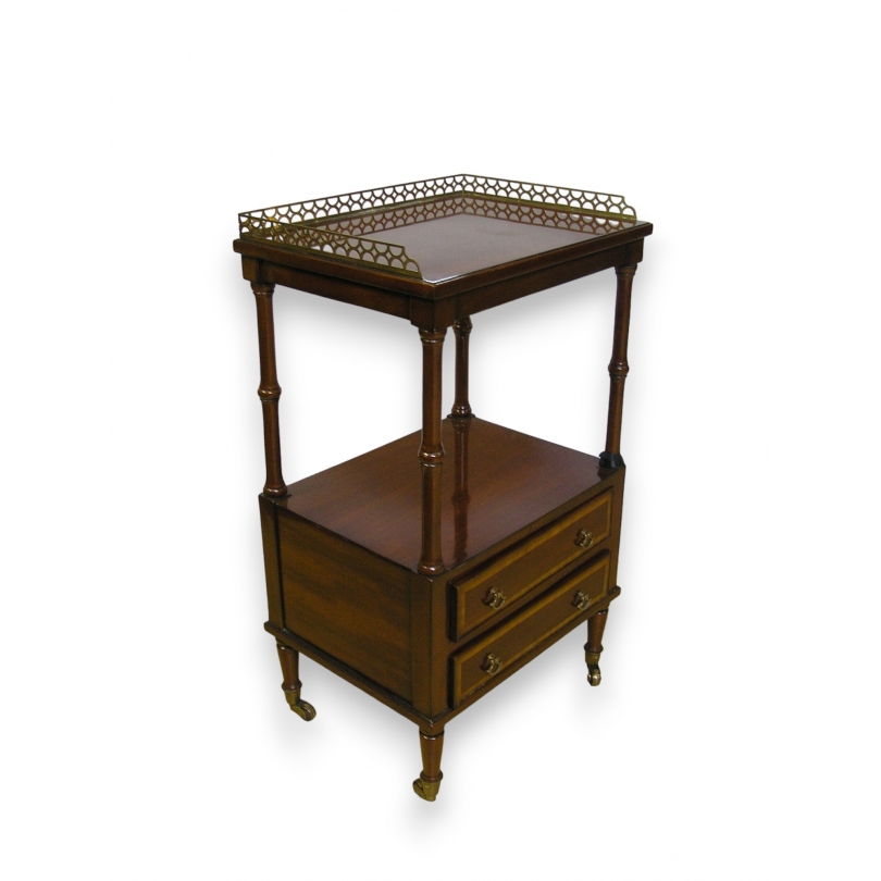  Table bout de canapé en acajou avec 2 sur  Moinat SA  - Antiquités décoration